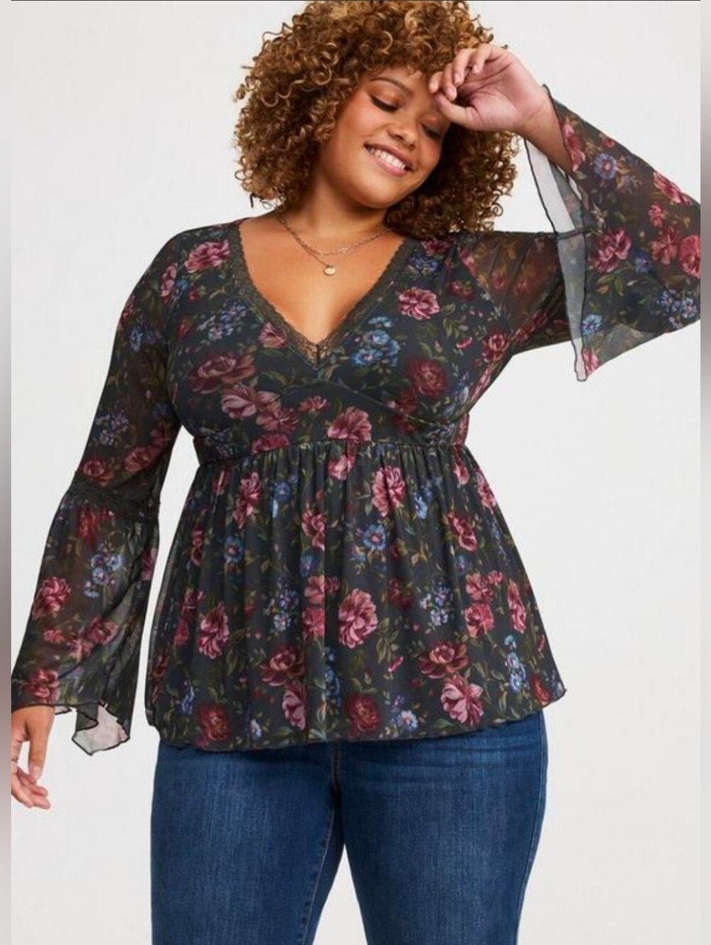 Torrid Floral Lace-Trim V-Neck Peplum Blouse Size 4